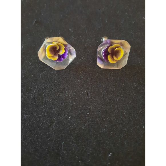 Vintage Lucite Reverse Pansies Screw Back Earrings - Picture 1 of 6